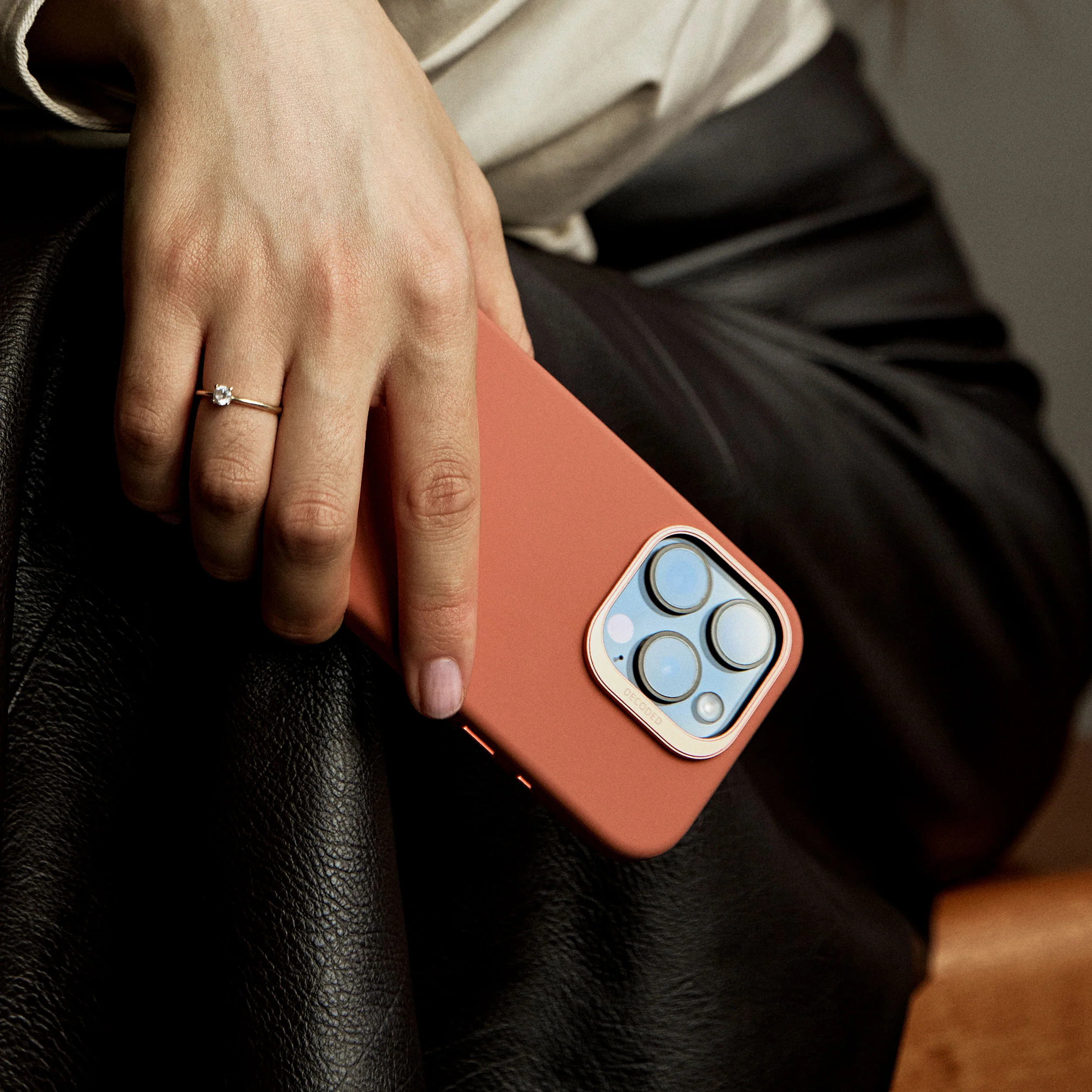 AntiMicrobial Silicone Case | Sand Stone Pink | iPhone 15 Pro Max | D24IPO15PMBCS1SE - Image 3