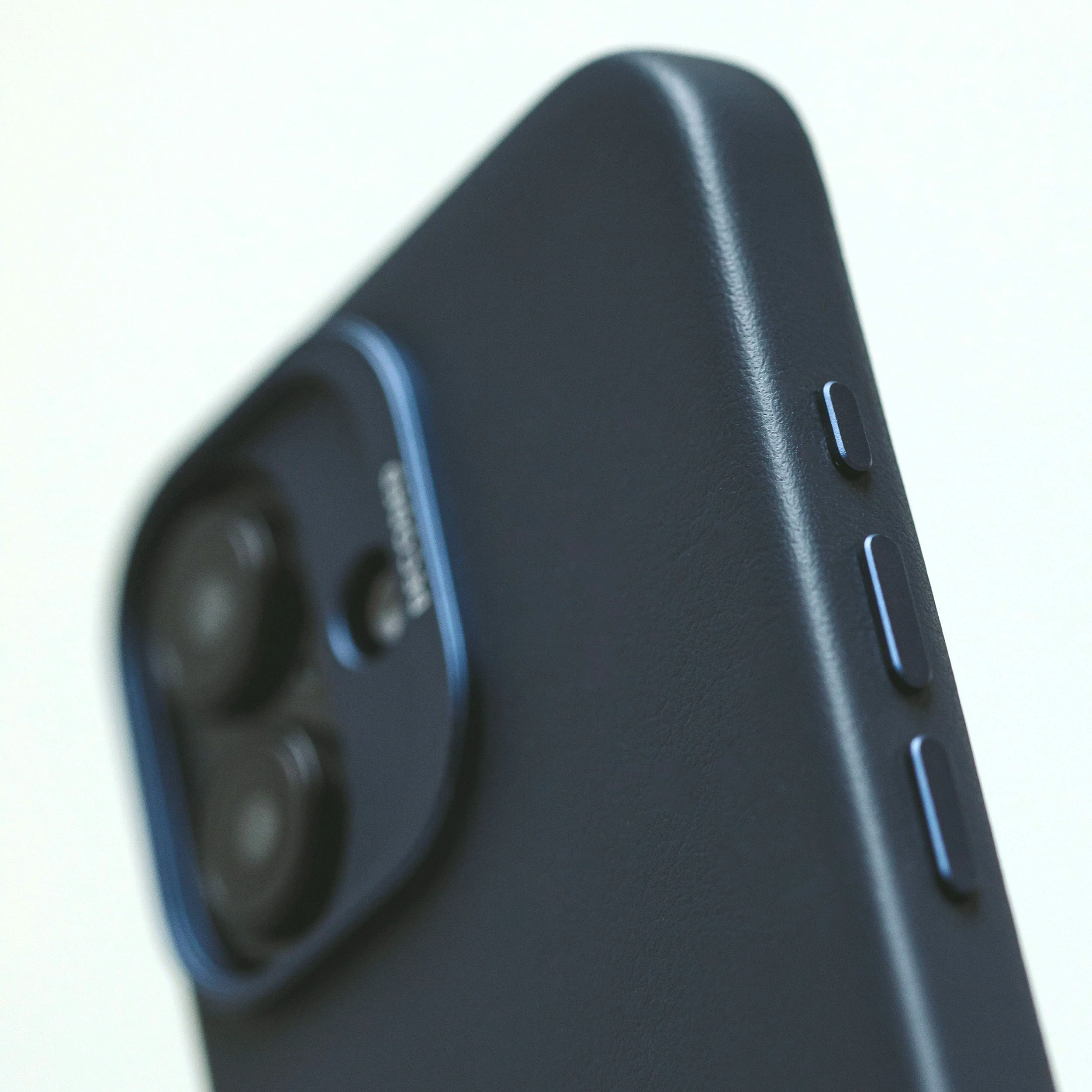 Leather Case | Navy Blue | iPhone 16 | D25IPO16BC1NY - Image 5