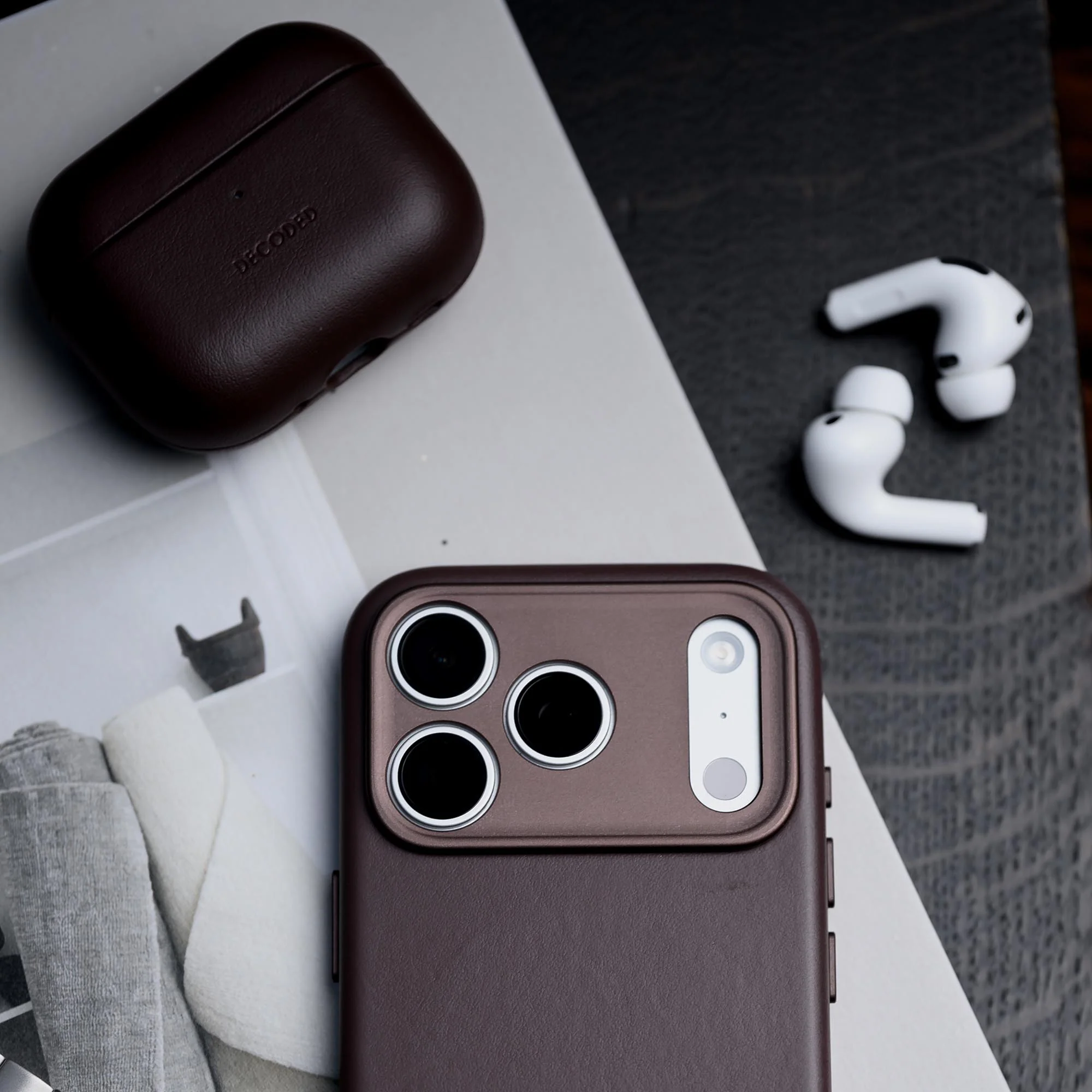 Leather Case | Chocolate Brown | AirPods Pro 3 | D26APP3C2CHB - Image 3