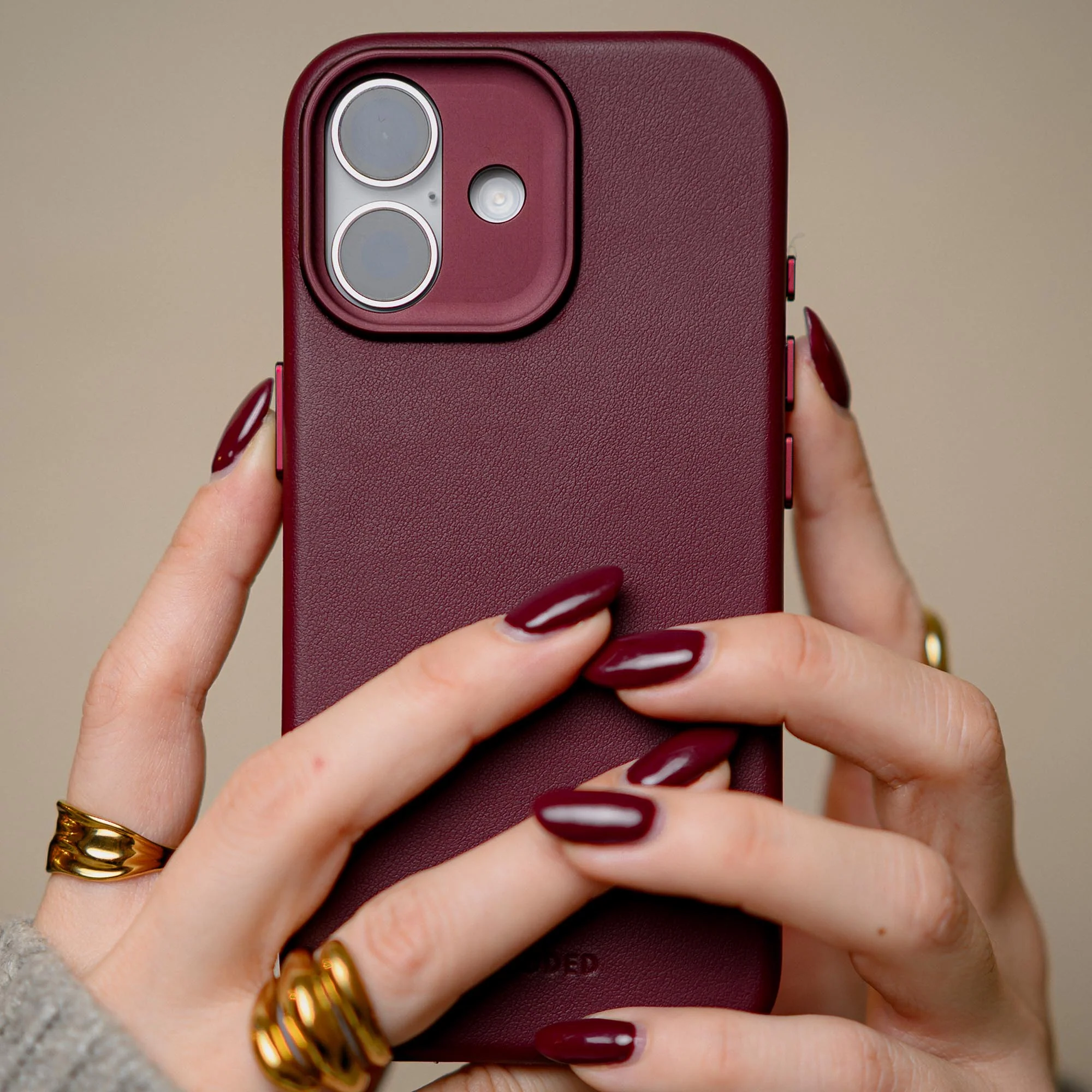 Leather Case | Burgundy | iPhone 17 | D26IPO17BC1DY - Image 3