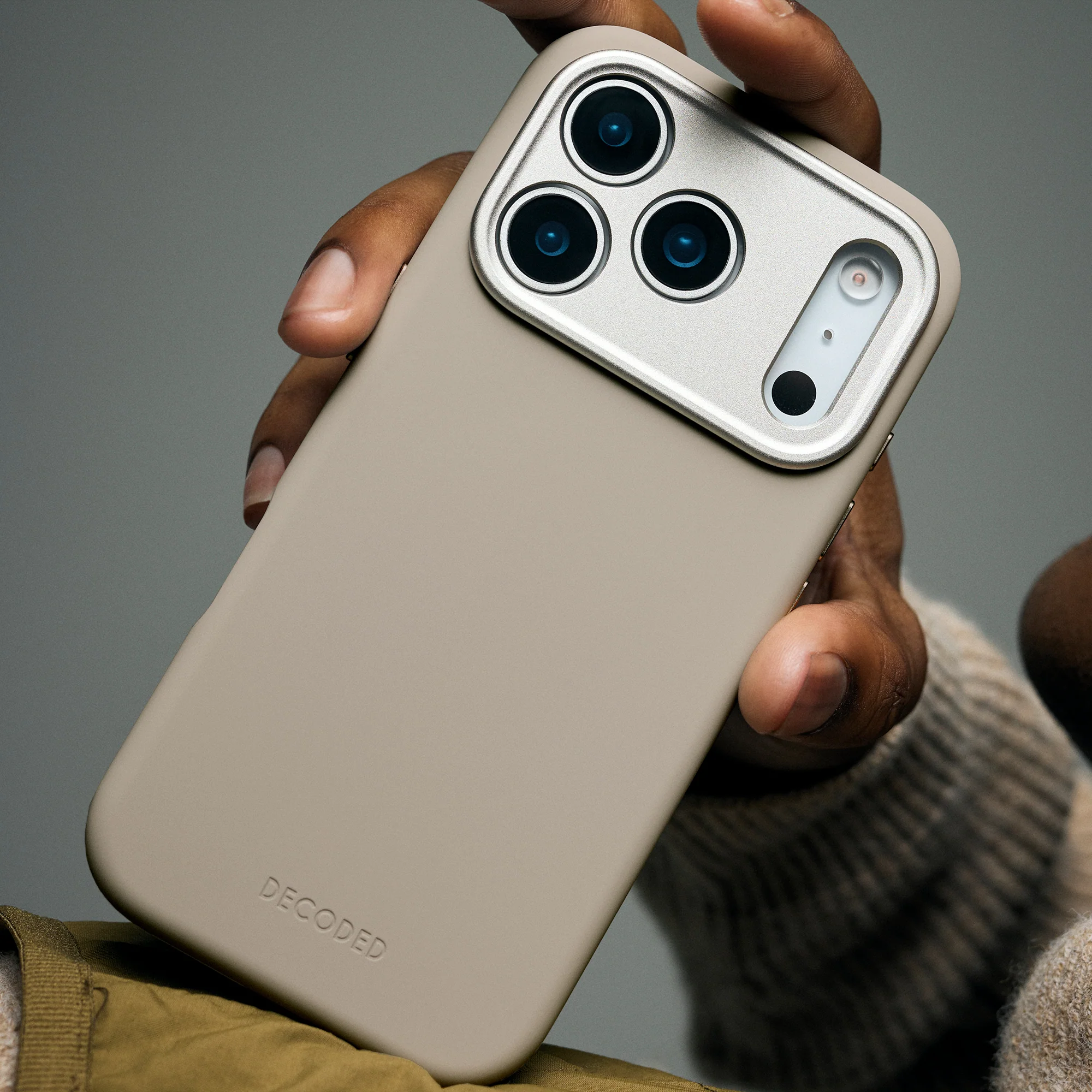 AntiMicrobial Silicone Case | Soft Taupe | iPhone 17 Pro Max | D25IPO17PKBCS9SE - Image 3